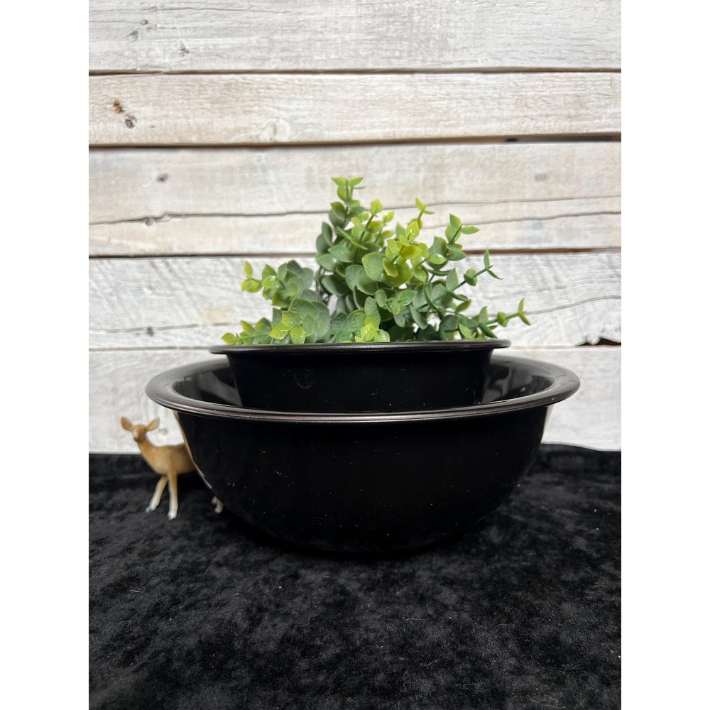 Pyrex Black 322 & 325 Clear Bottom Mixing Bowl Set of 2